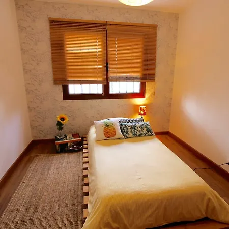 Dağ evi Lightbooking- View And Pool
