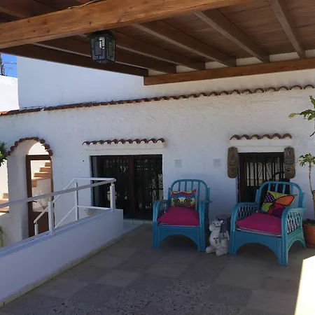 Dağ evi Lightbooking- View And Pool